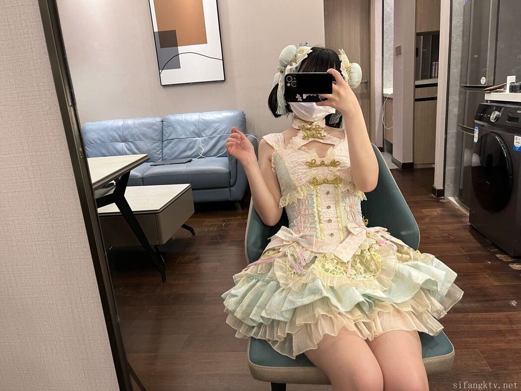 Coser@猫屋少女 – 像梨子一样清甜