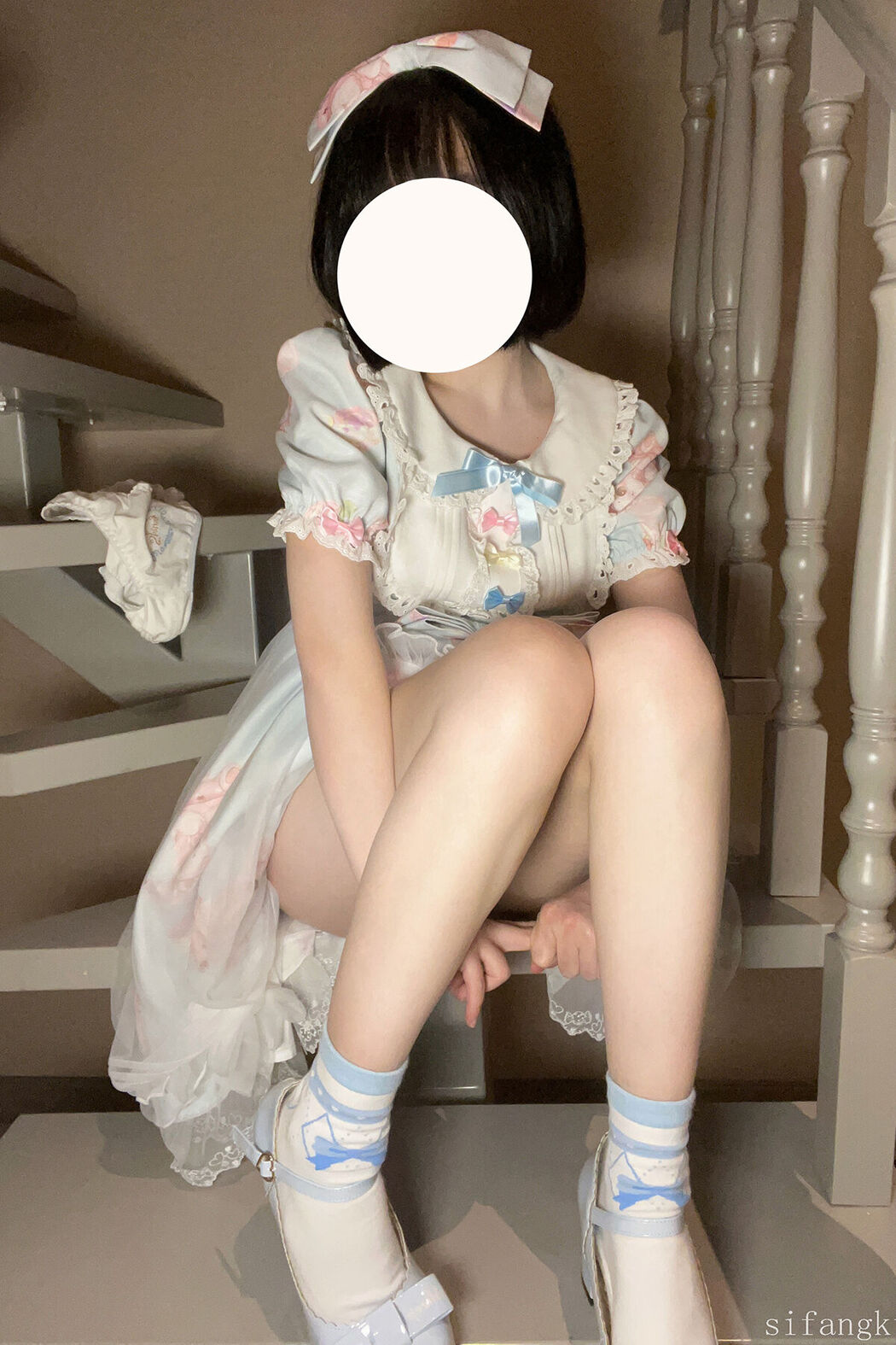 Coser@猫屋少女 – 小兔叽 Cover Photo