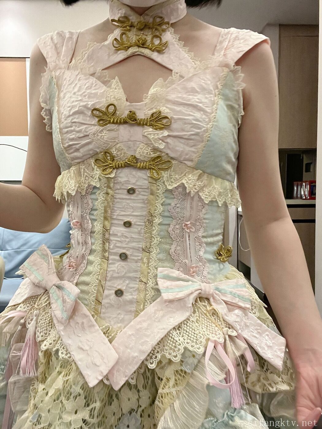 Coser@猫屋少女 – 像梨子一样清甜