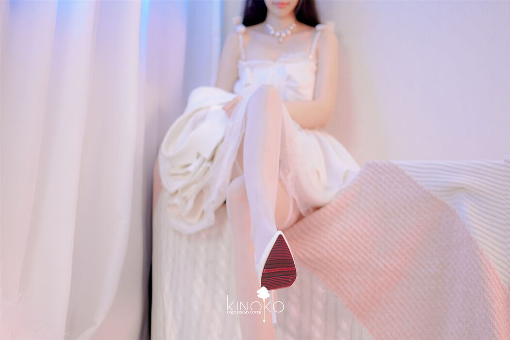 Coser@铃木美咲 Misaki Suzuki -520白丝情人节