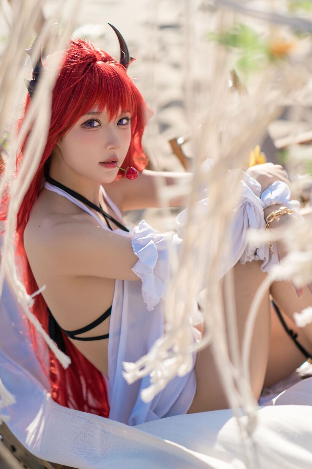 Coser@阿包也是兔娘 – 明日方舟 史尔特尔泳装