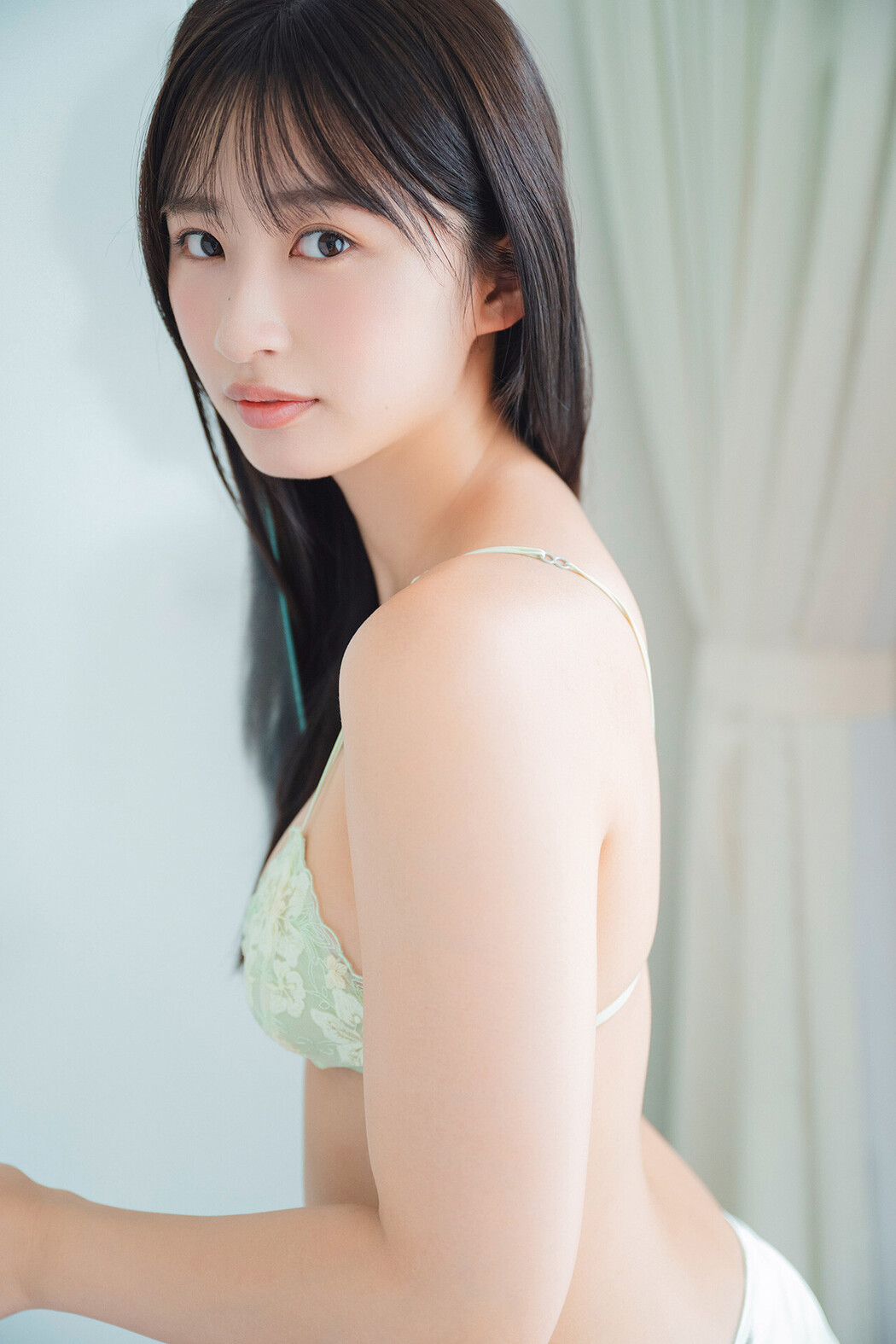 Hinata Matsumoto 松本日向, FLASHデジタル写真集 「もう、あんま見んといてや」 Set.01