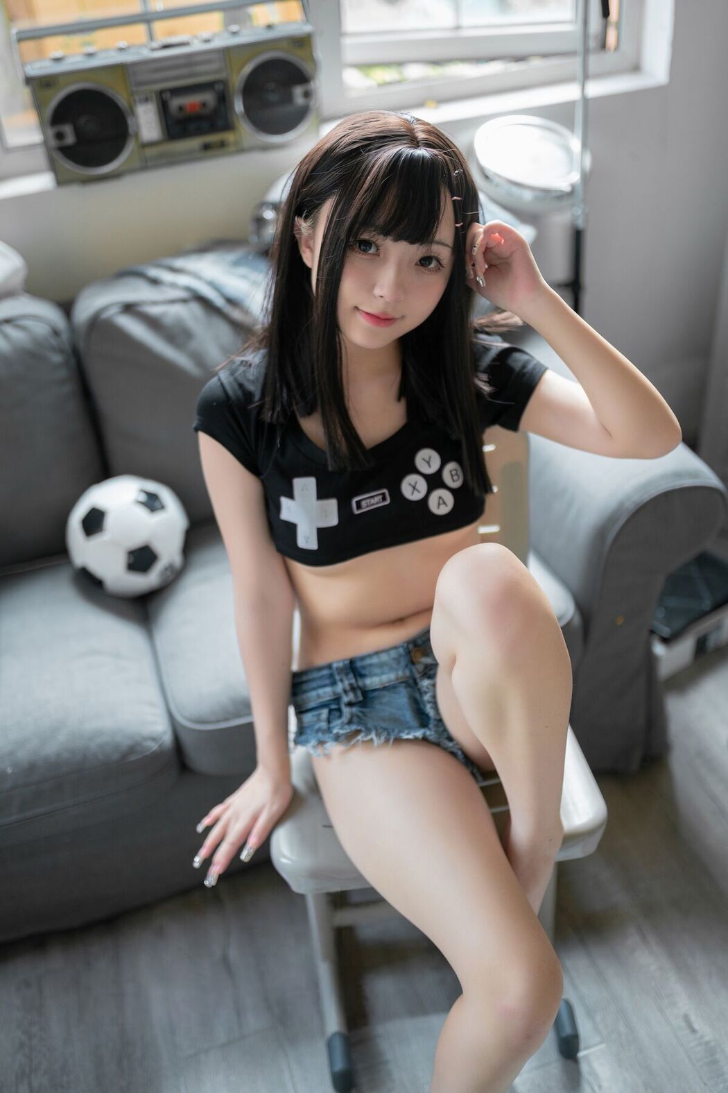 Coser@花铃 – 手柄妹妹