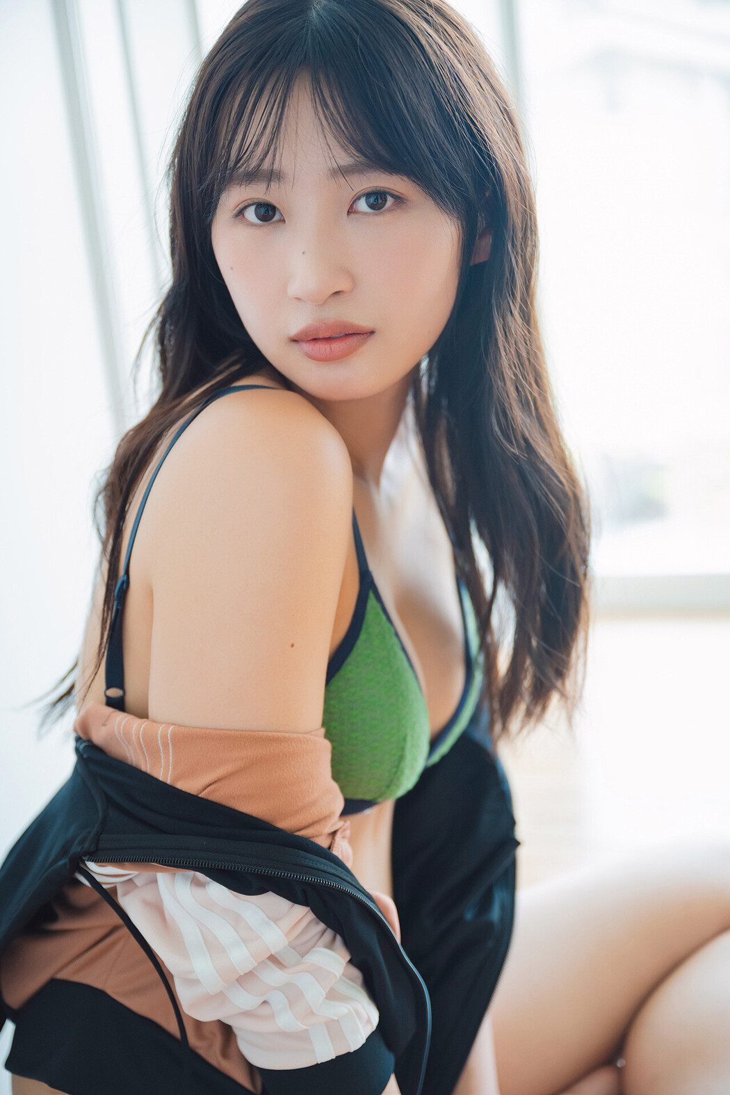 Hinata Matsumoto 松本日向, FLASHデジタル写真集 「もう、あんま見んといてや」 Set.02