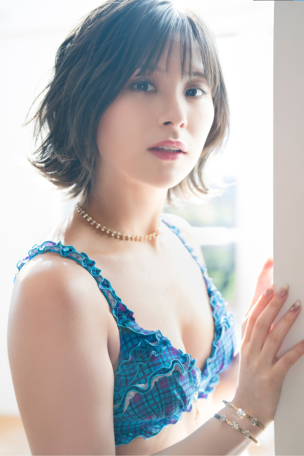 Shiori Sato 佐藤栞, FLASHデジタル写真集 「お嬢様の冒険」 Set.01