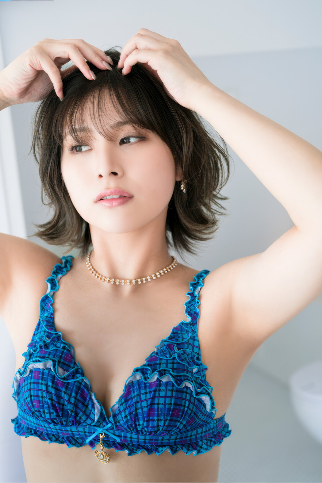 Shiori Sato 佐藤栞, FLASHデジタル写真集 「お嬢様の冒険」 Set.01