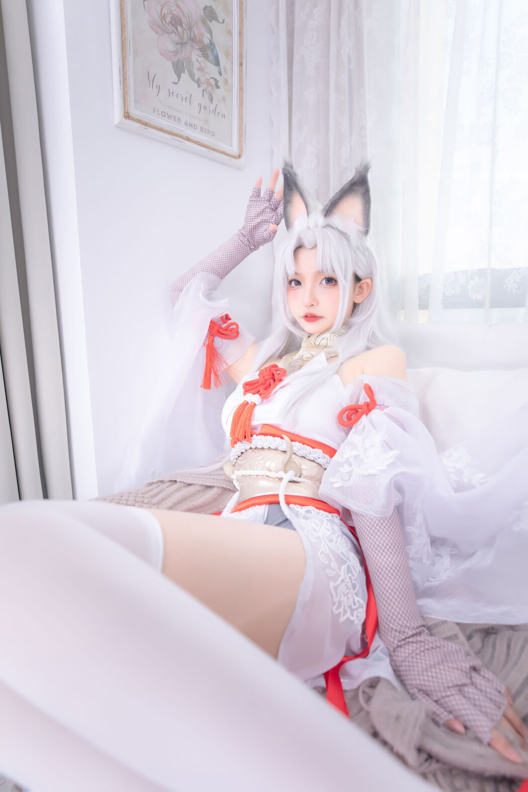 [Internet Celebrity COS] Lolita God Ban Zhendong White Silk Walnut