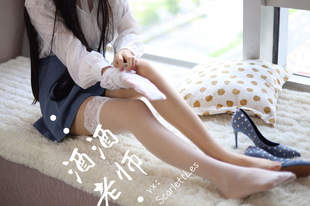 [Net Celebrity COS] Jiujiu Teacher - Blue Short Skirt White Silk Girlish Style