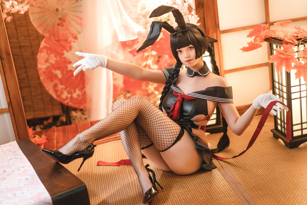 [Net Red COS] Cute Miss Sister Honey Cat Qiu - Maoyue Peach