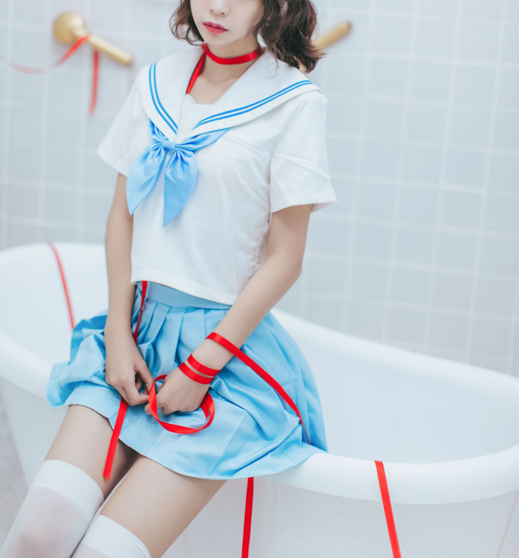 Crazy Cat ss "Pajamas and Sailor Suit in Bathroom" [Lolita COS]