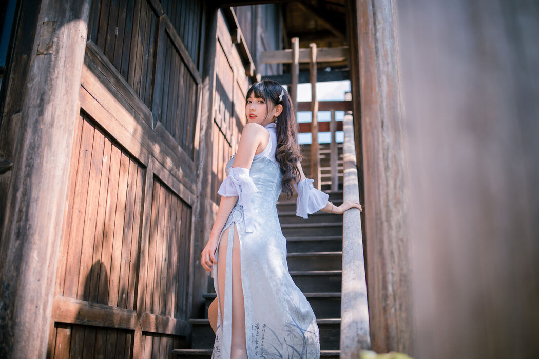 [Welfare COS] Cute girl Lu Qingqing kyokyo - blue cheongsam
