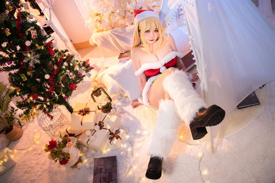 Coser@贞子蜜桃 – 喜多川夢海 圣诞
