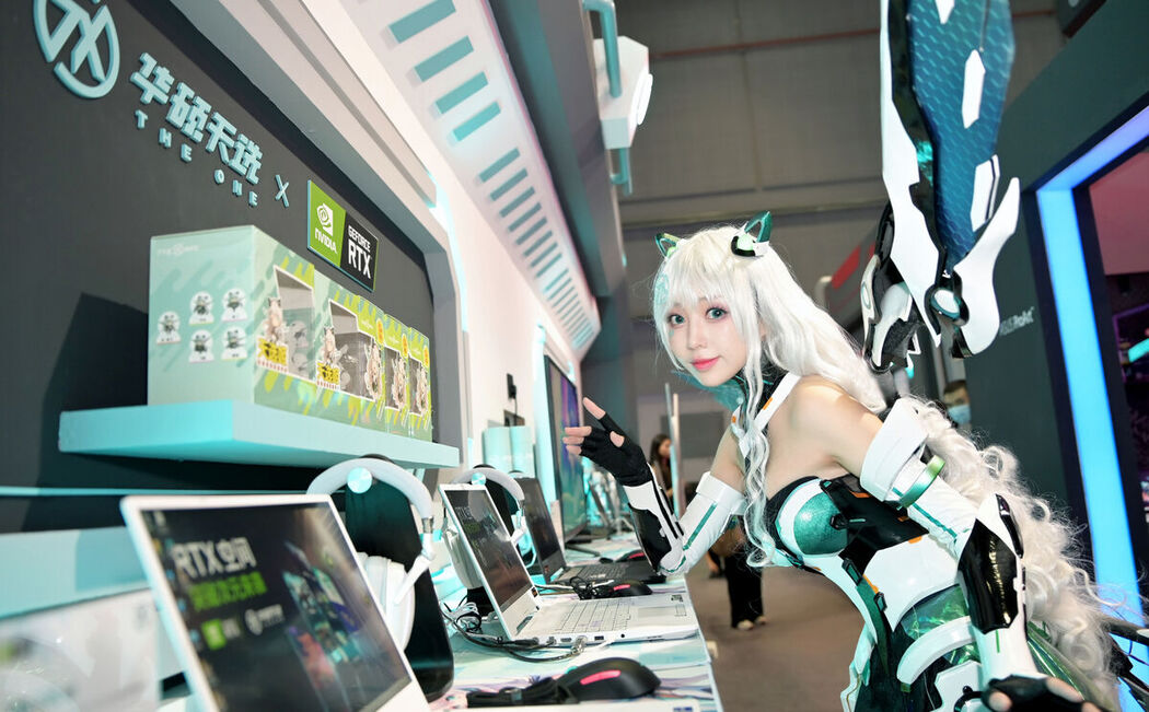 Coser@走路摇zly – 天选姬