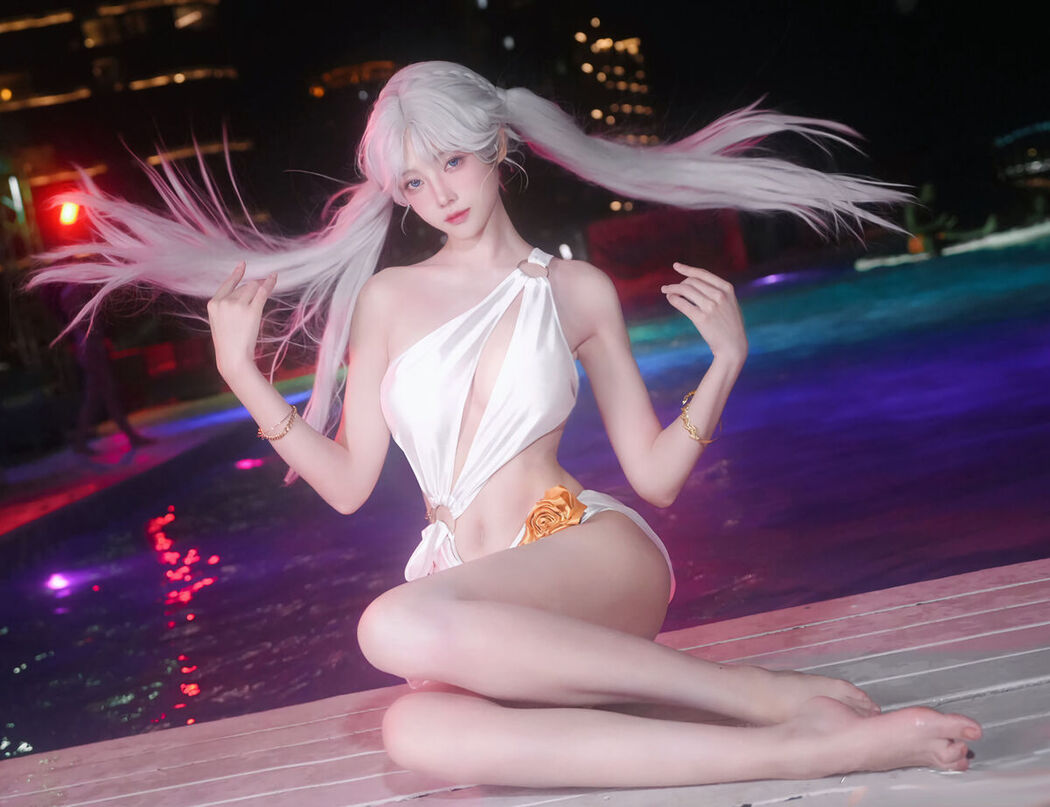 Coser@走路摇zly – 季莹莹
