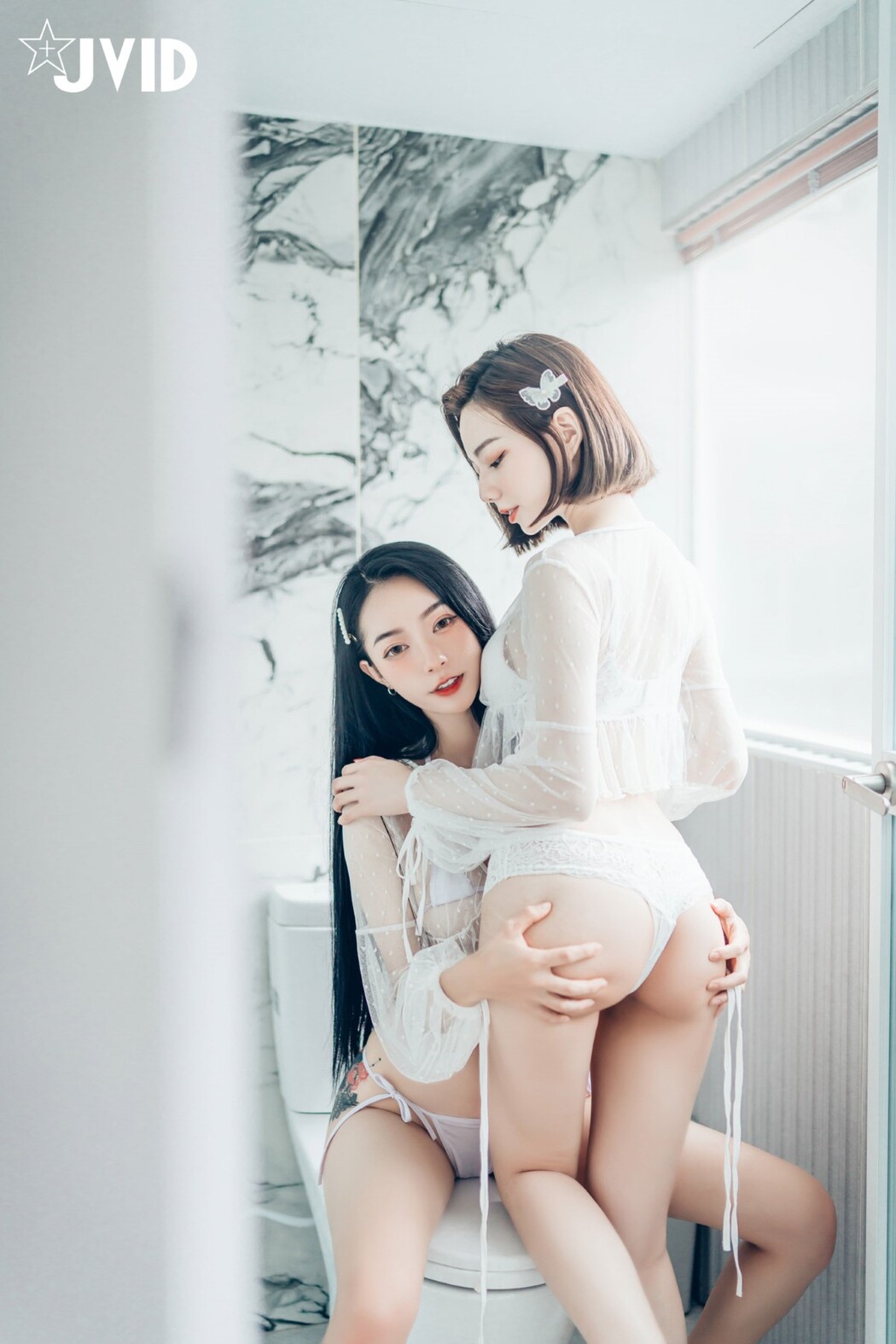 JVID 2022.02.14 Piao Piao 飄飄 And Jiu Jiu 啾啾 – Celebrate Valentines Day With Goddess Sisters A