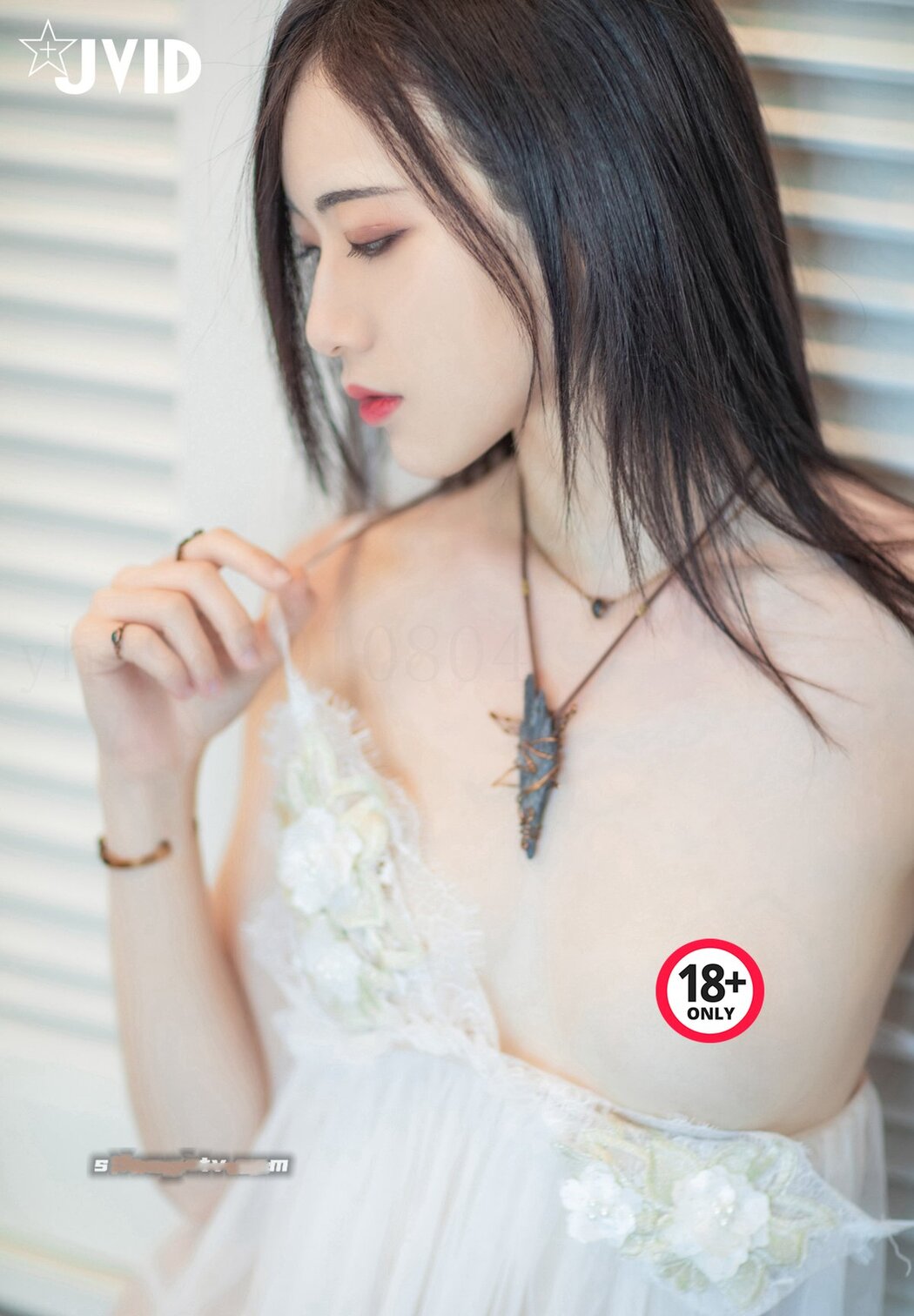 JVID A Li 阿黎 – White Lace Pajamas A