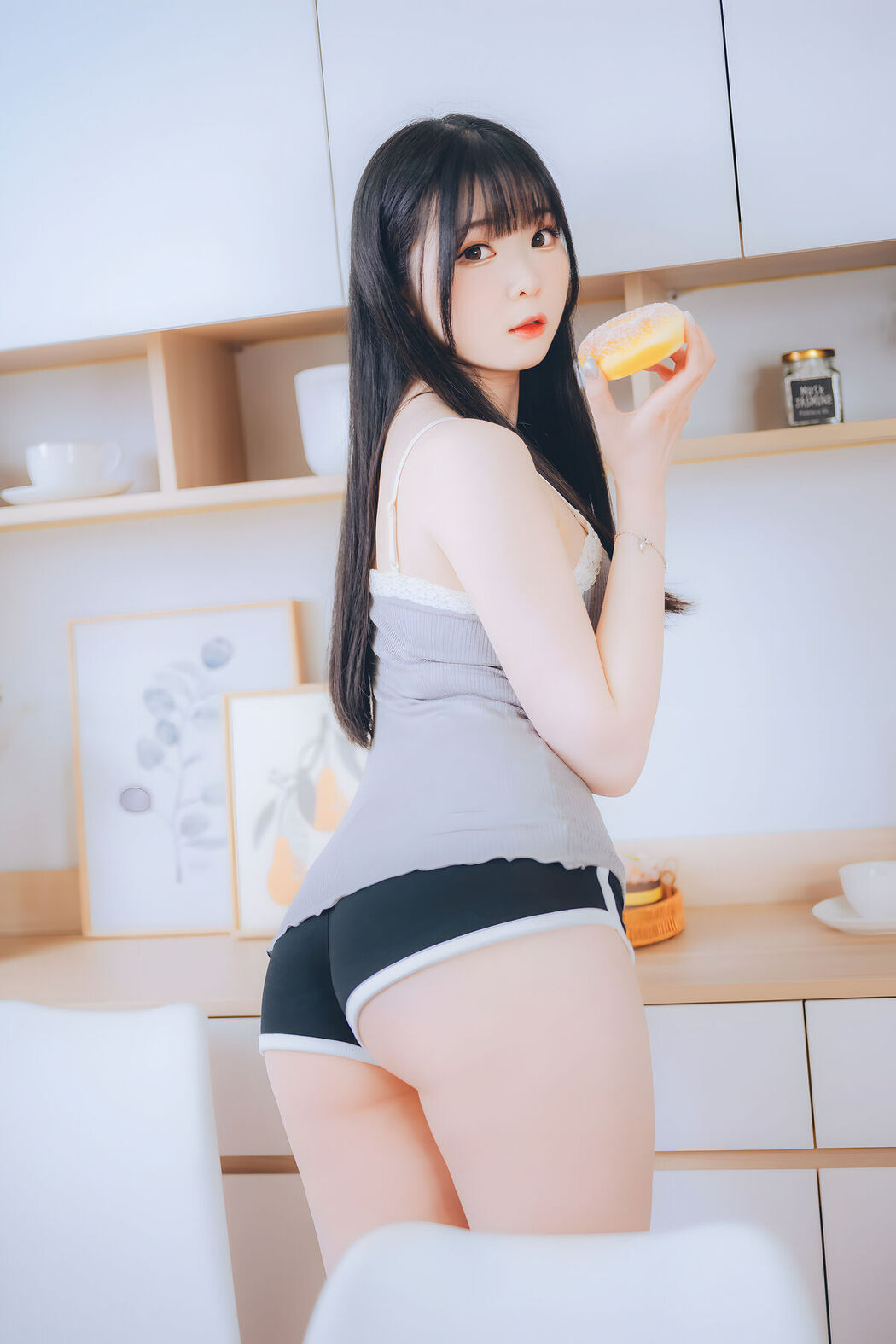 Coser@霜月Shimo &#8211; DL版写真集」週末彼女 Part2