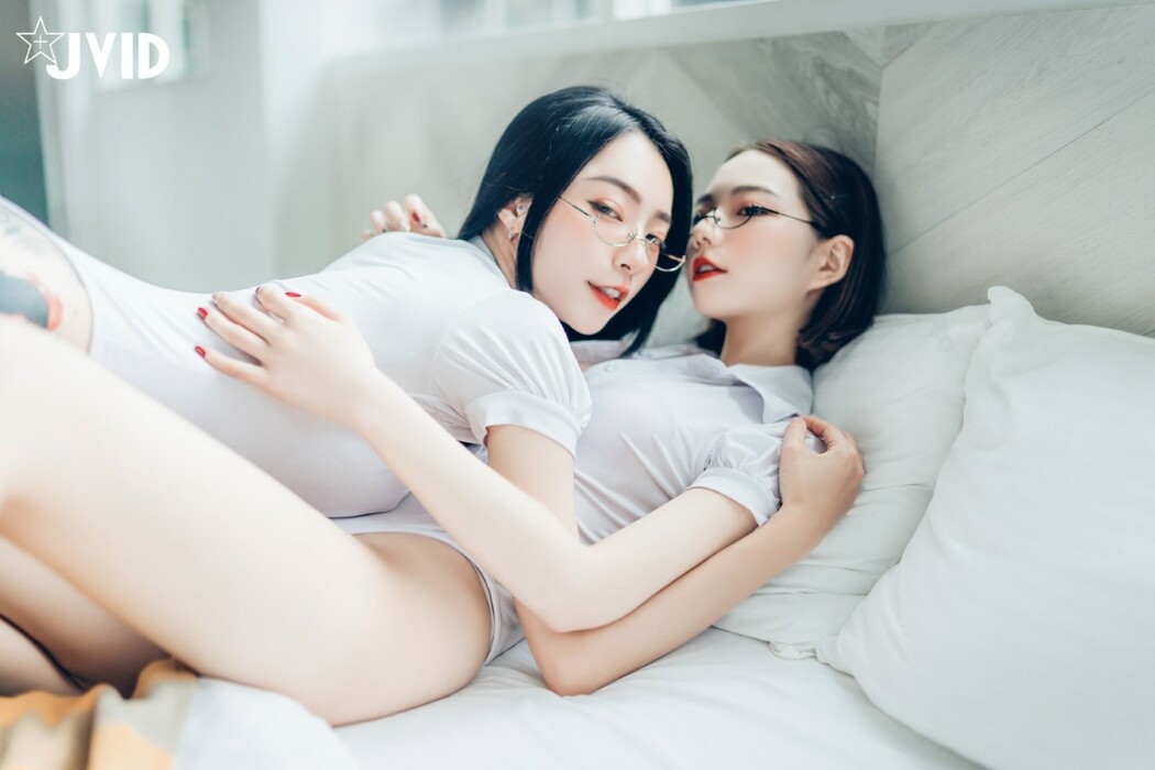 JVID 2022.02.14 Piao Piao 飄飄 And Jiu Jiu 啾啾 – Celebrate Valentines Day With Goddess Sisters B