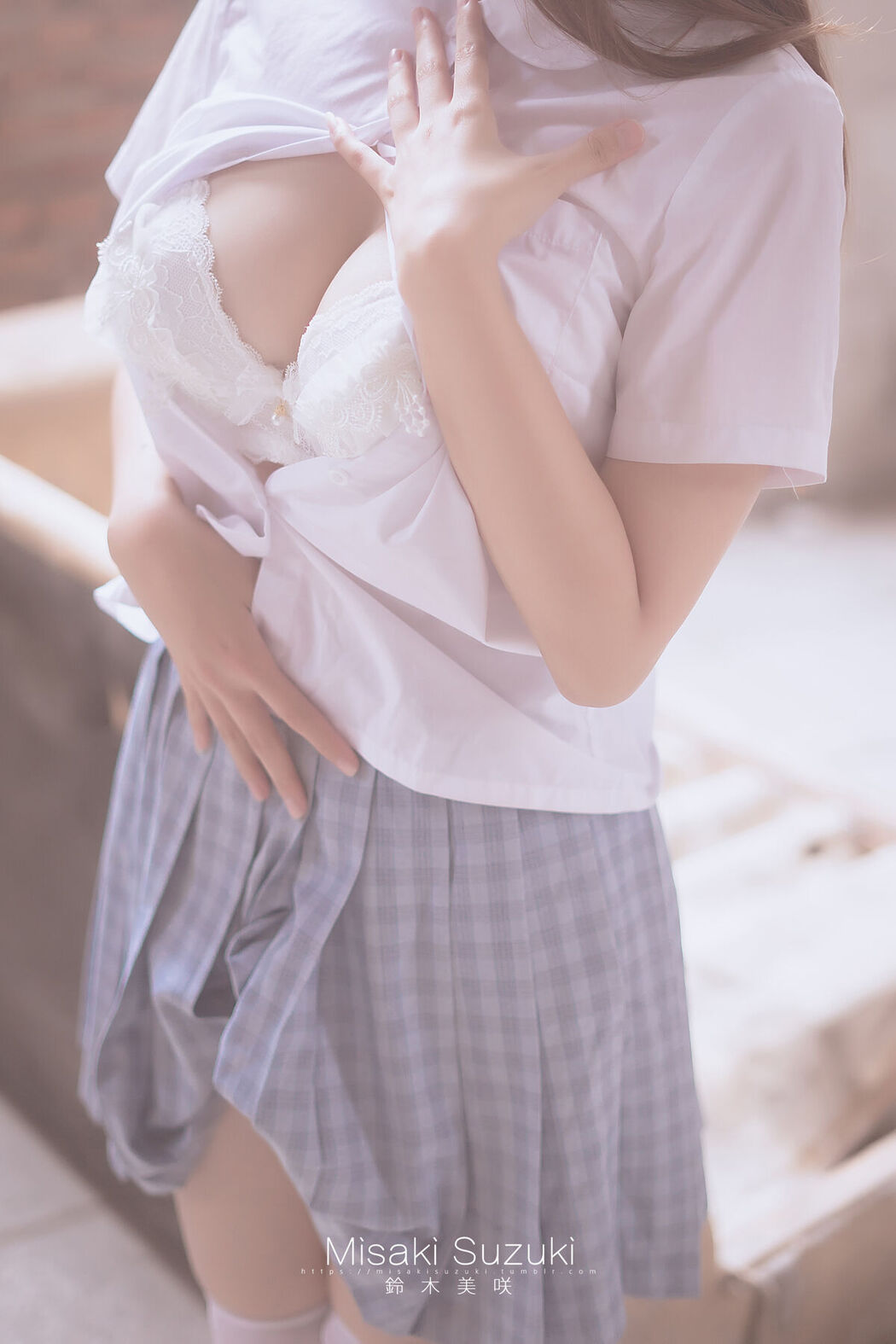 Coser@铃木美咲 Misaki Suzuki &#8211; 绝对领域 露出 白丝过膝袜才是最棒的诱惑