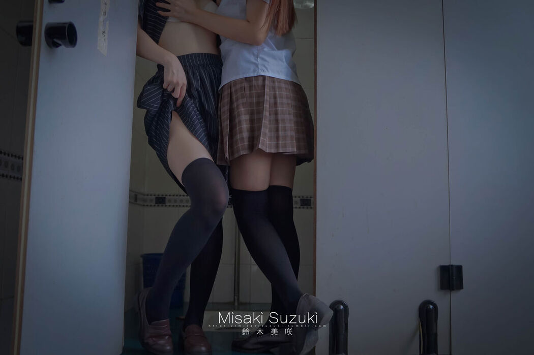 Coser@铃木美咲 Misaki Suzuki &#8211; 百合盛开之时 夕方 &#8211; 纯爱 相互安慰的时刻