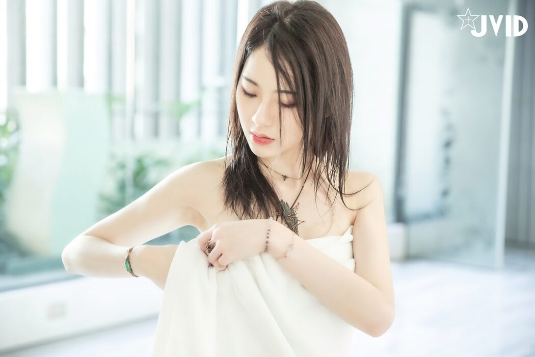 JVID A Li 阿黎 – Beautiful Goddess Wet Shower