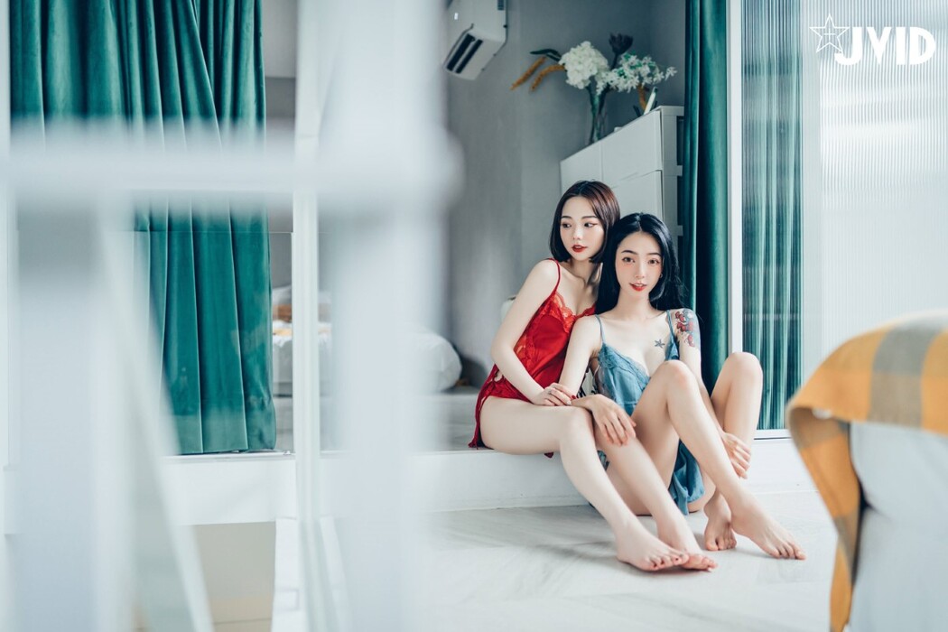 JVID 2022.02.14 Piao Piao 飄飄 And Jiu Jiu 啾啾 – Celebrate Valentines Day With Goddess Sisters B