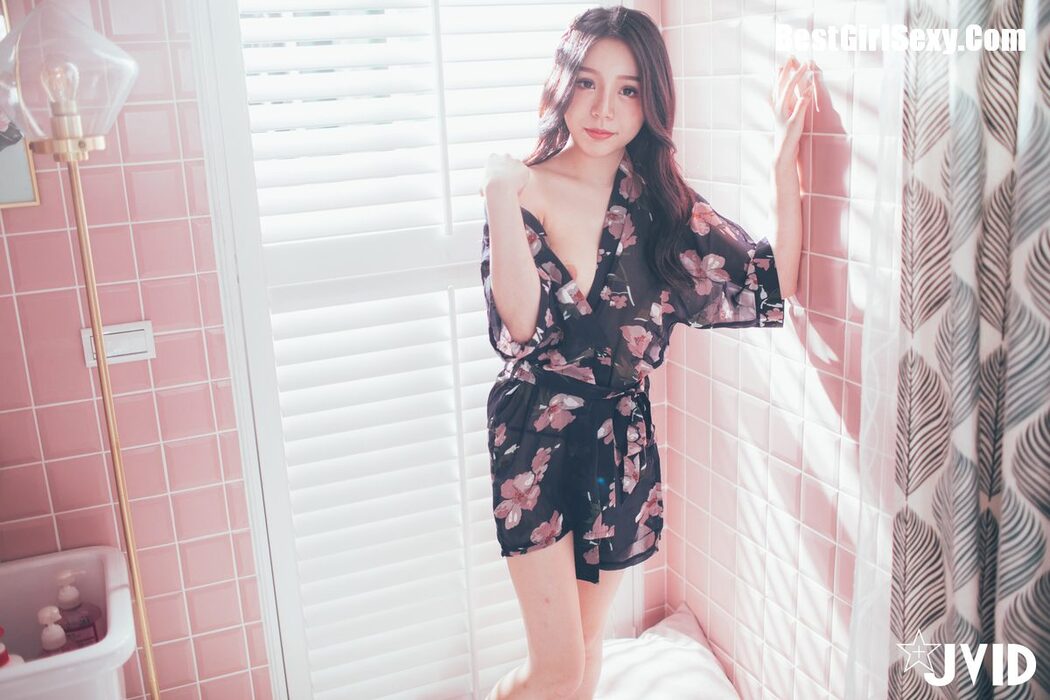 JVID IGHOT 梵梵 – Beautiful Innocent Smile A