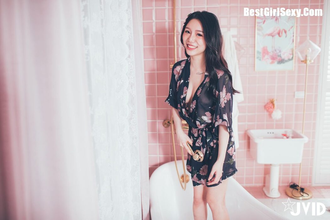 JVID IGHOT 梵梵 – Beautiful Innocent Smile A