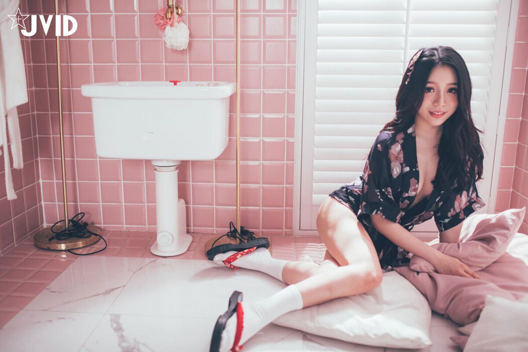 JVID Fan Fan 梵梵 – 天然美女梵梵 美麗無邪的笑容甜翻你的心 Part2