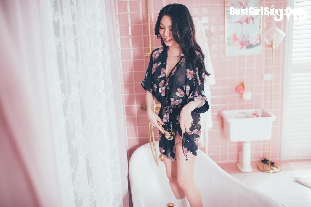 JVID IGHOT 梵梵 – Beautiful Innocent Smile B