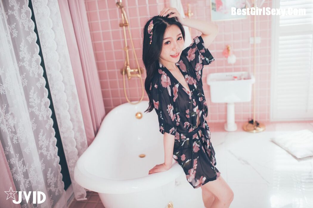 JVID IGHOT 梵梵 – Beautiful Innocent Smile A