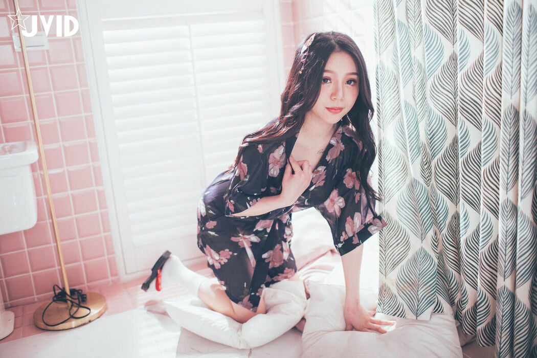 JVID Fan Fan 梵梵 – 天然美女梵梵 美麗無邪的笑容甜翻你的心 Part2