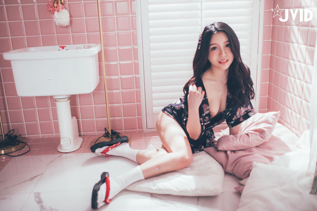 JVID Fan Fan 梵梵 – 天然美女梵梵 美麗無邪的笑容甜翻你的心 Part2