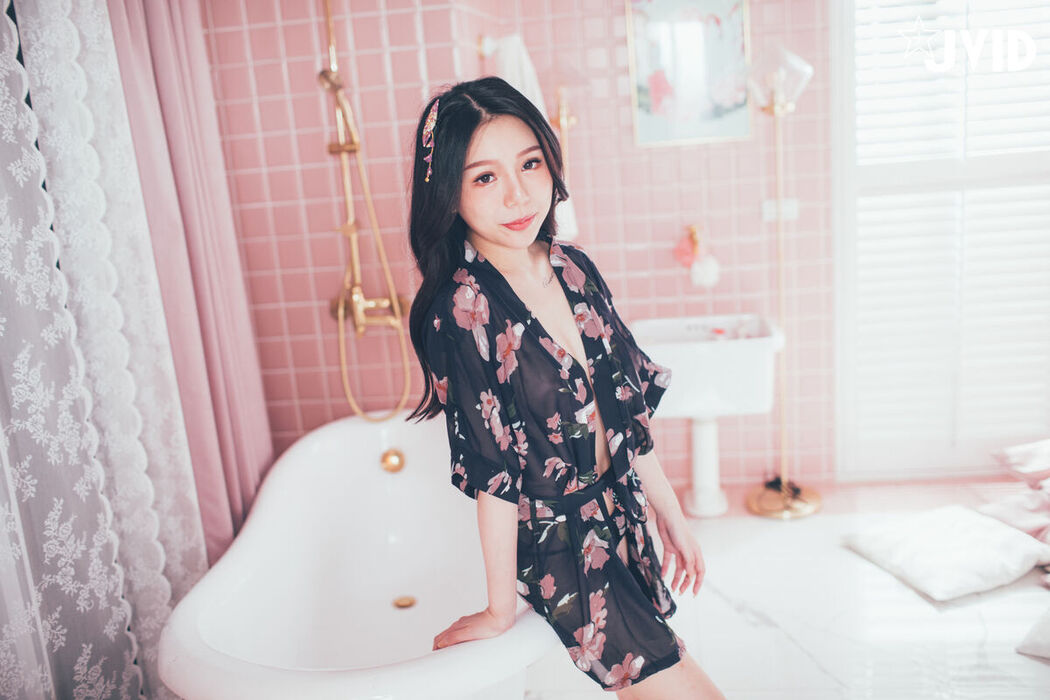 JVID Fan Fan 梵梵 – 天然美女梵梵 美麗無邪的笑容甜翻你的心 Part2