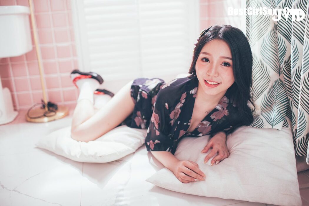 JVID IGHOT 梵梵 – Beautiful Innocent Smile B