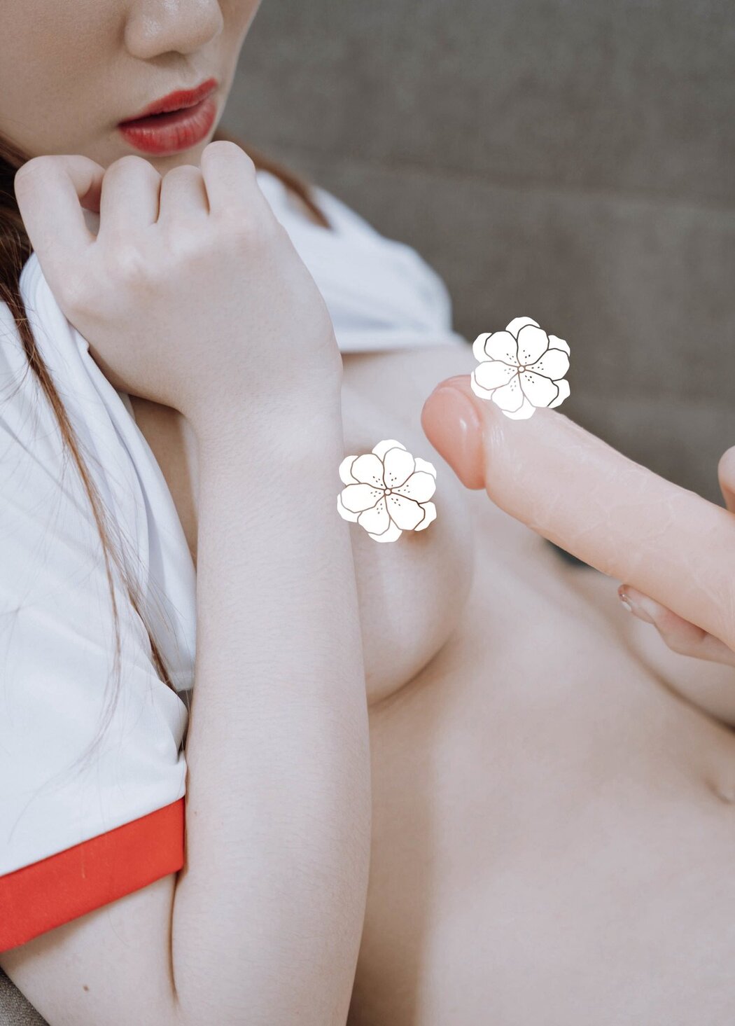 JVID Luo Ying 罗颖 – 学妹的小秘密 Part2