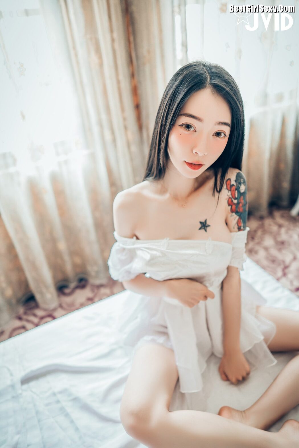 JVID Piao 飘 – Colorful Cheongsam B