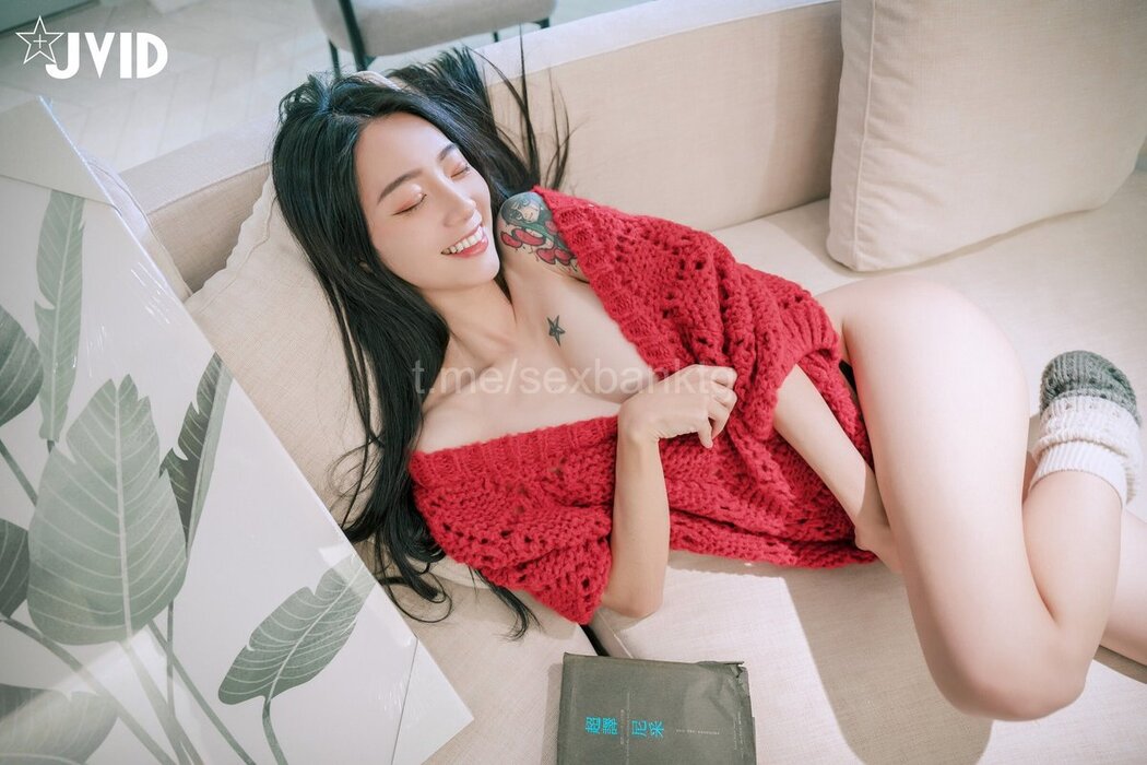 JVID Piao 飘 – Home Alone B