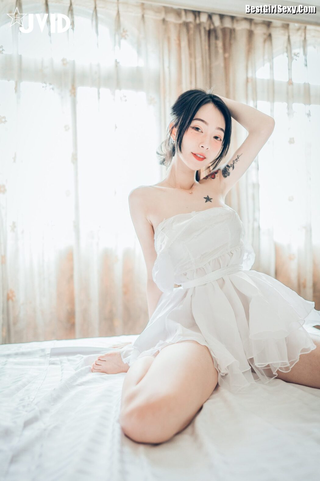 JVID Piao 飘 – Colorful Cheongsam B