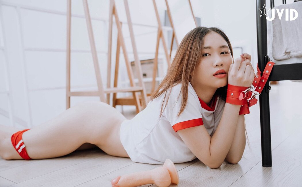 JVID Luo Ying 罗颖 – 学妹的小秘密 Part1