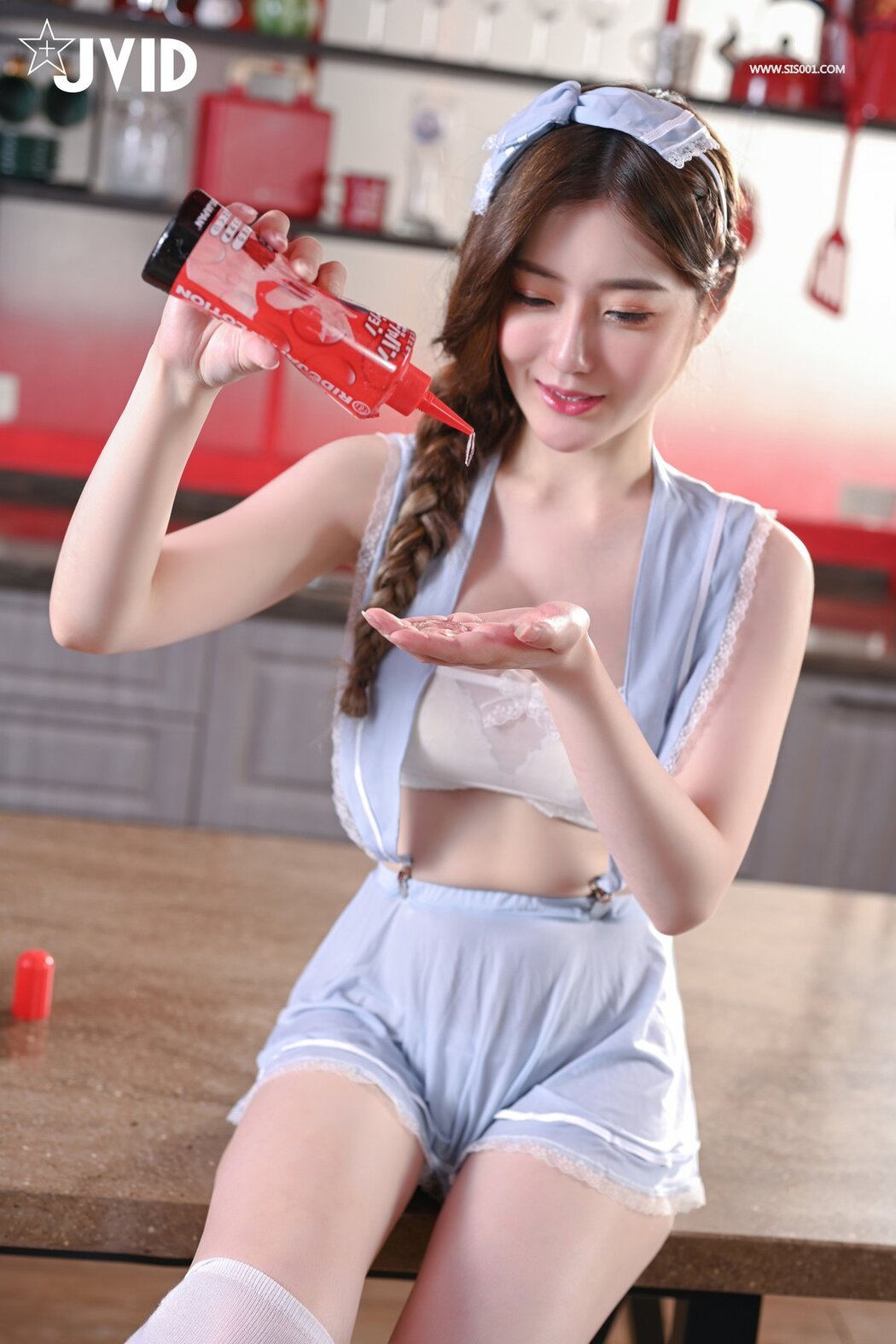 JVID Rina 璃奈酱 – Maid X B