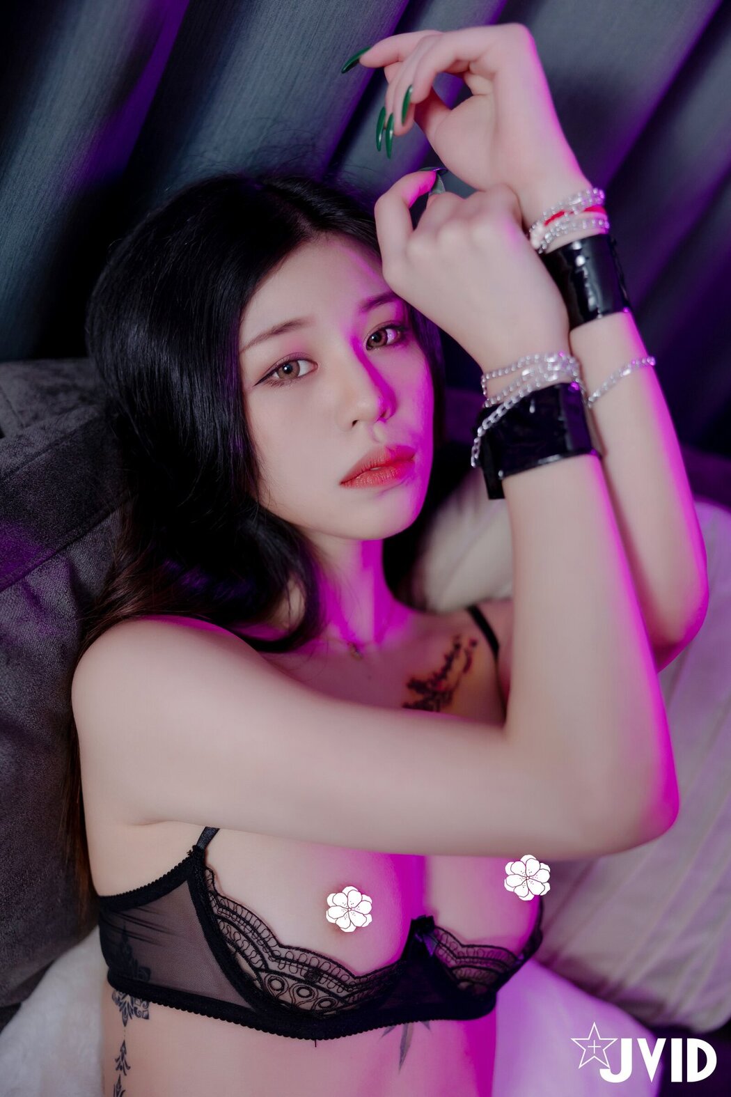 JVID Queen Medusa – 與女秘書的約會