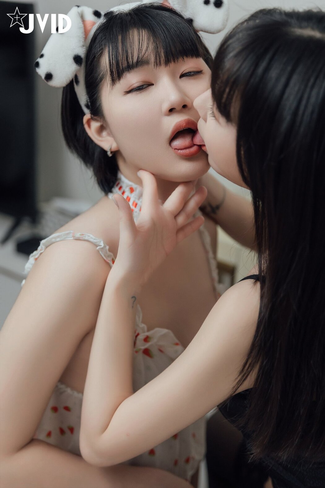 JVID Tiny x Qiao An 喬安 – SM調教日記 Part1