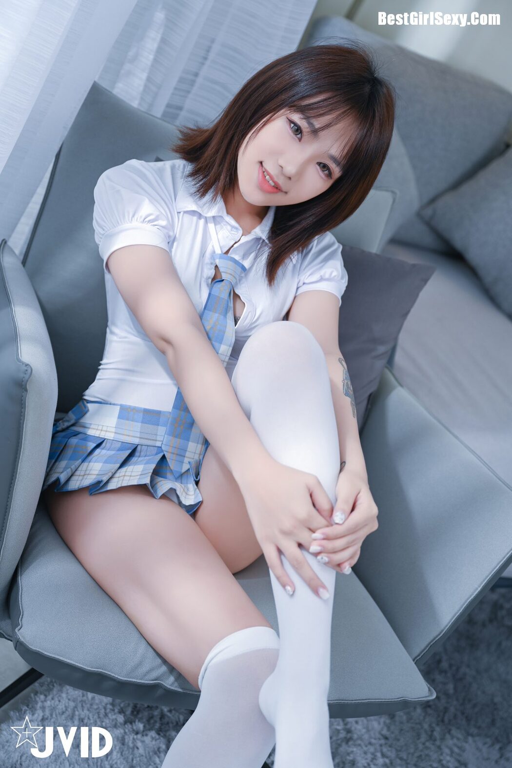 JVID Xi Yue 熙玥 – The Day Before Graduation Trip Departure Part 02
