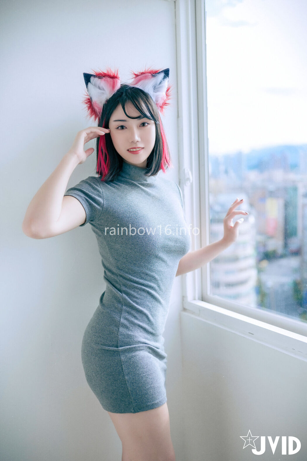 JVID Ye Si Min 叶思敏 – 渴望被肆意玩弄の魅狐 Part1