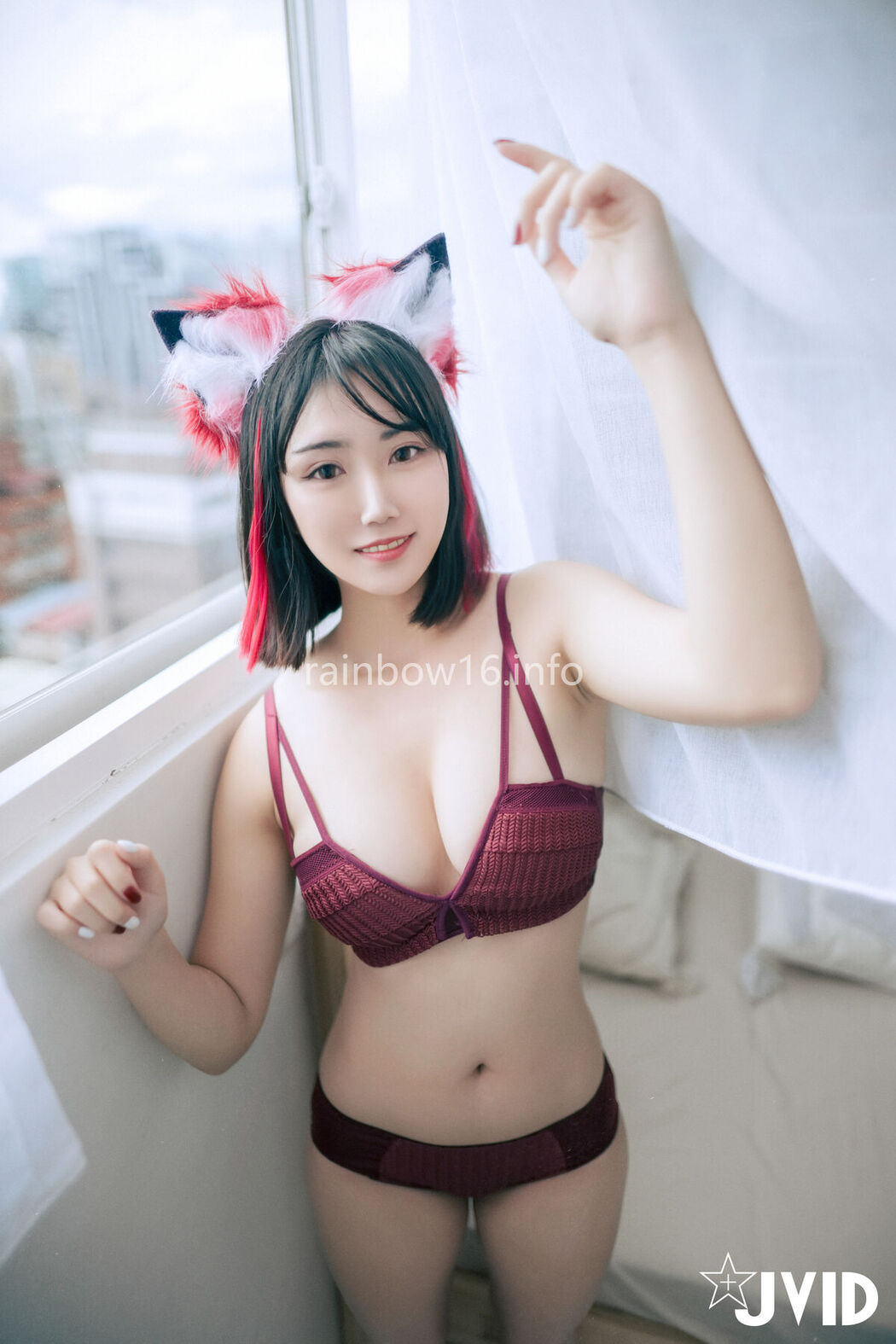 JVID Ye Si Min 叶思敏 – 渴望被肆意玩弄の魅狐 Part3