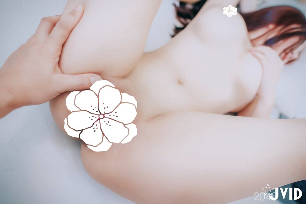 JVID Ye Xiao Min 葉小敏 – 情欲女秘書の居家辦公 Part2