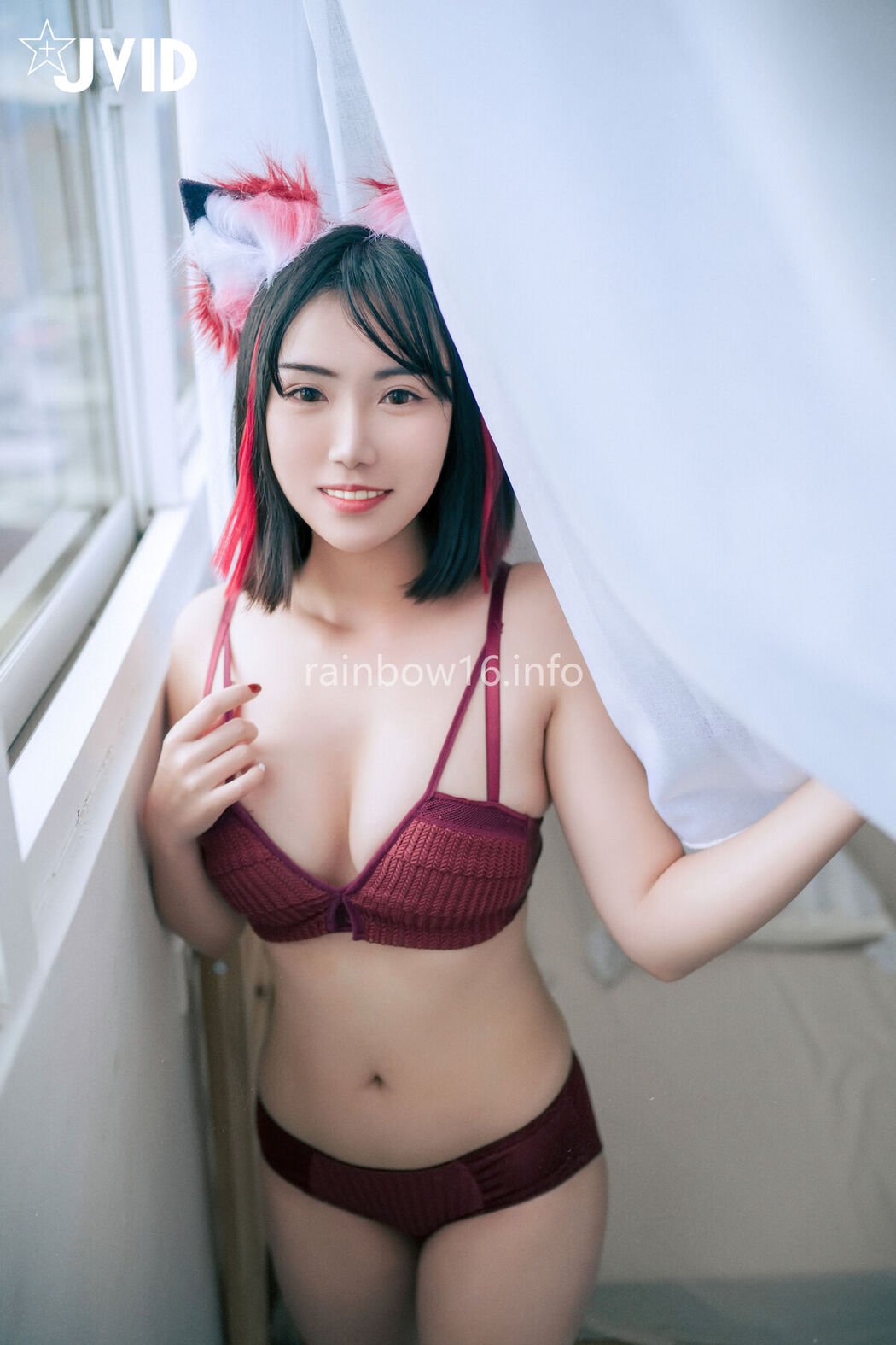 JVID Ye Si Min 叶思敏 – 渴望被肆意玩弄の魅狐 Part2