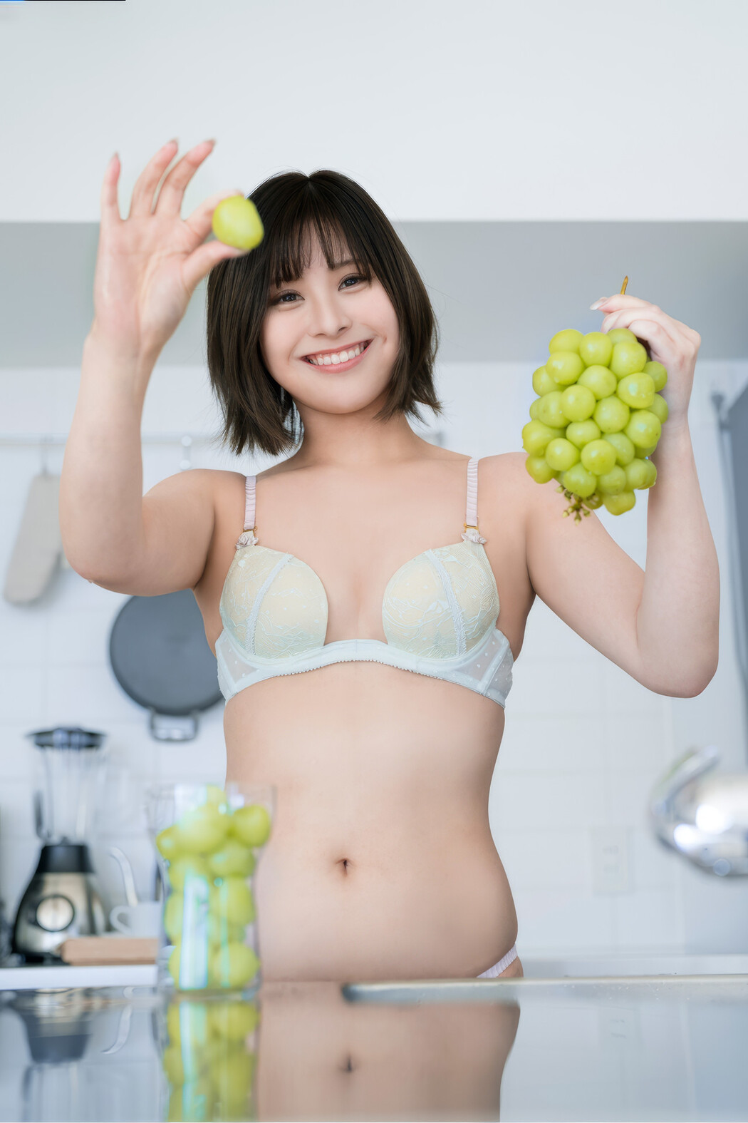 Shiori Sato 佐藤栞, FLASHデジタル写真集 「お嬢様の冒険」 Set.02