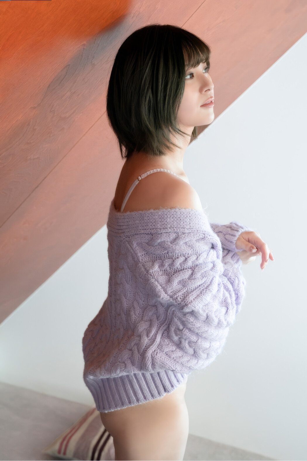 Shiori Sato 佐藤栞, FLASHデジタル写真集 「お嬢様の冒険」 Set.02 Cover Photo